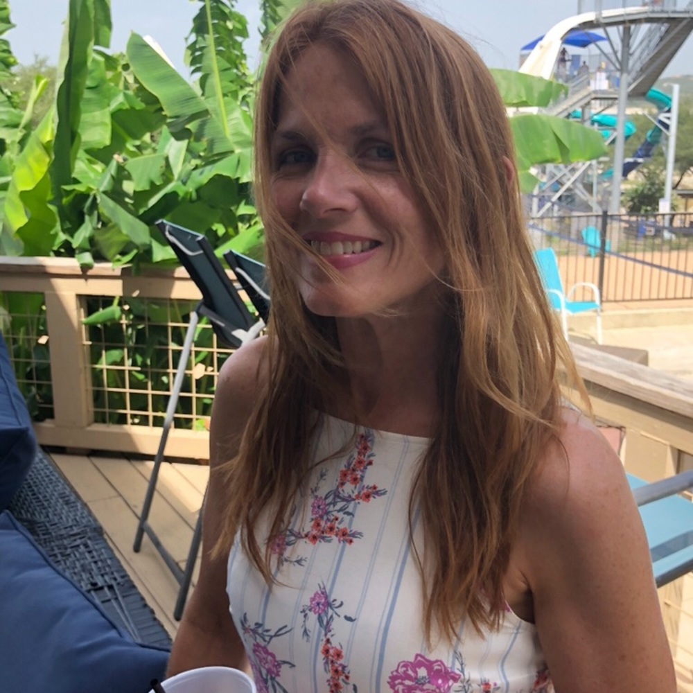 Meet your Posher, Jennifer